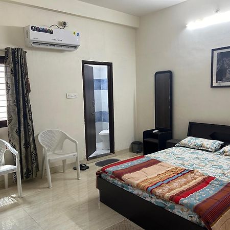 Samadhan Home Stay Jabalpur Exterior photo